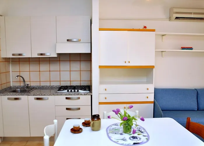 Apartman Adorable Flat With Large Terrace Overlooking The Sea *