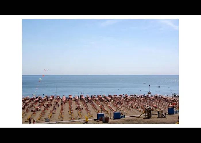 Apartman Adorable Flat With Large Terrace Overlooking The Sea