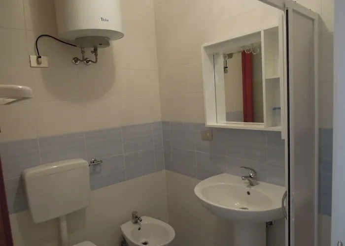 Adorable Flat With Large Terrace Overlooking The Sea