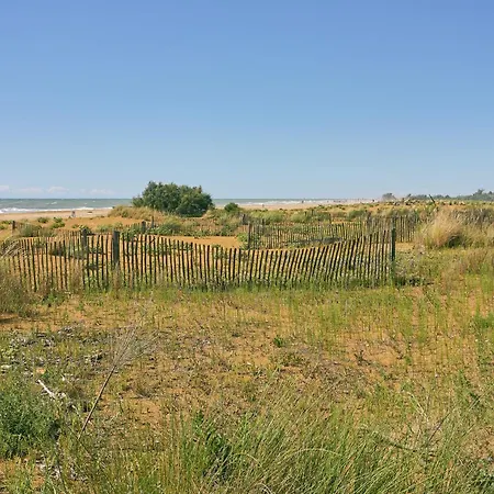 Adorable Flat With Large Terrace Overlooking The Sea 아파트