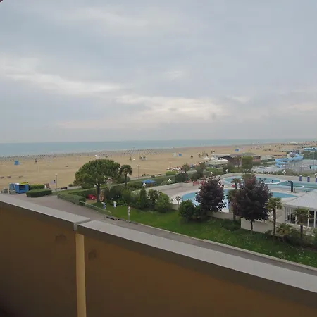 شقة Adorable Flat With Large Terrace Overlooking The Sea *
