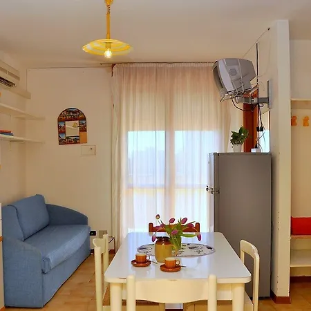 Apartamento Adorable Flat With Large Terrace Overlooking The Sea Bibione