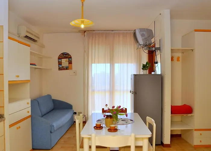 Adorable Flat With Large Terrace Overlooking The Sea Daire Bibione