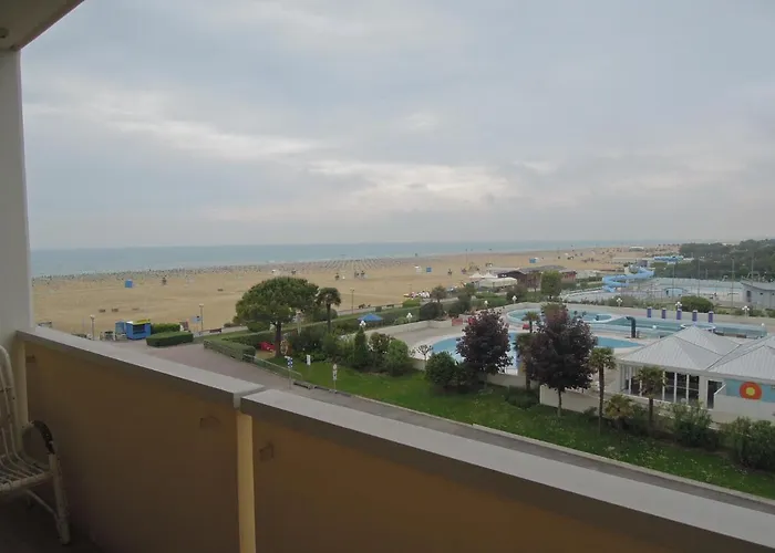 Daire Adorable Flat With Large Terrace Overlooking The Sea *