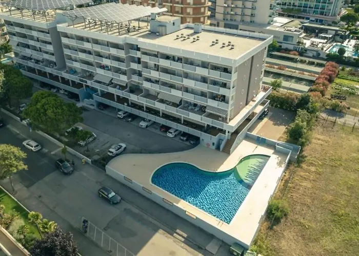 Adorable Flat With Large Terrace Overlooking The Sea Daire