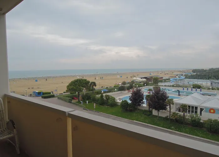 Daire Adorable Flat With Large Terrace Overlooking The Sea *